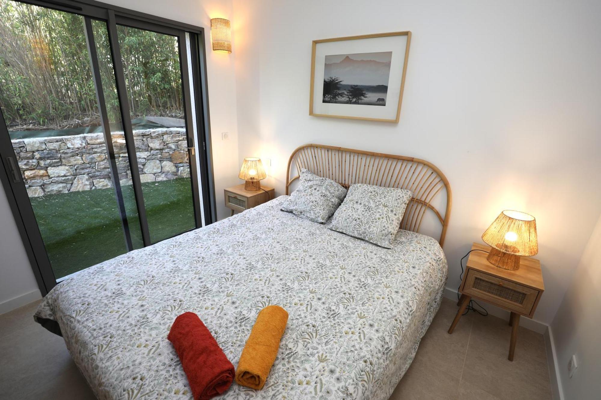 T2 Neuf Sur Jardin Proche Plage Carqueiranne Extérieur photo