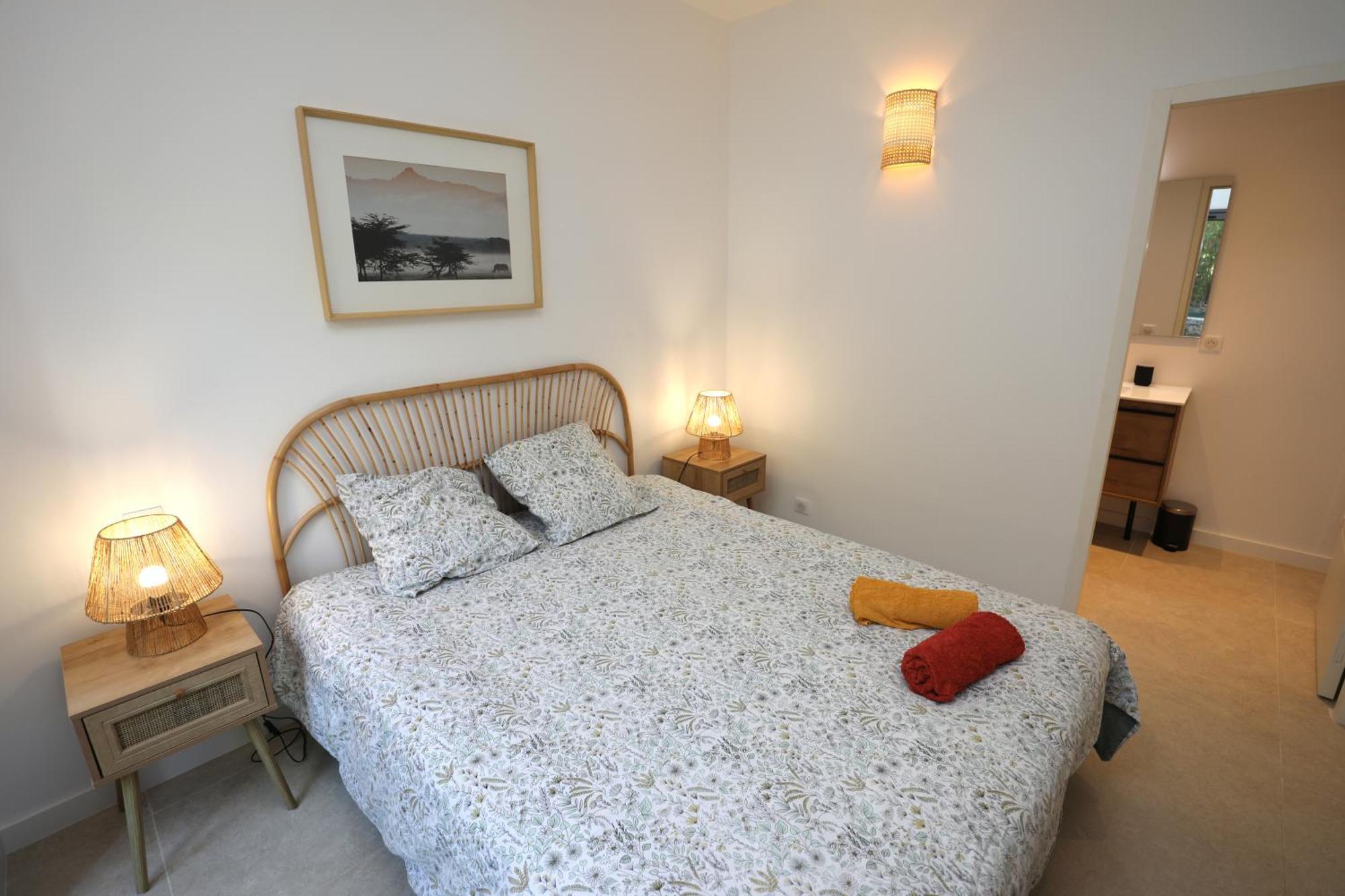 T2 Neuf Sur Jardin Proche Plage Carqueiranne Extérieur photo